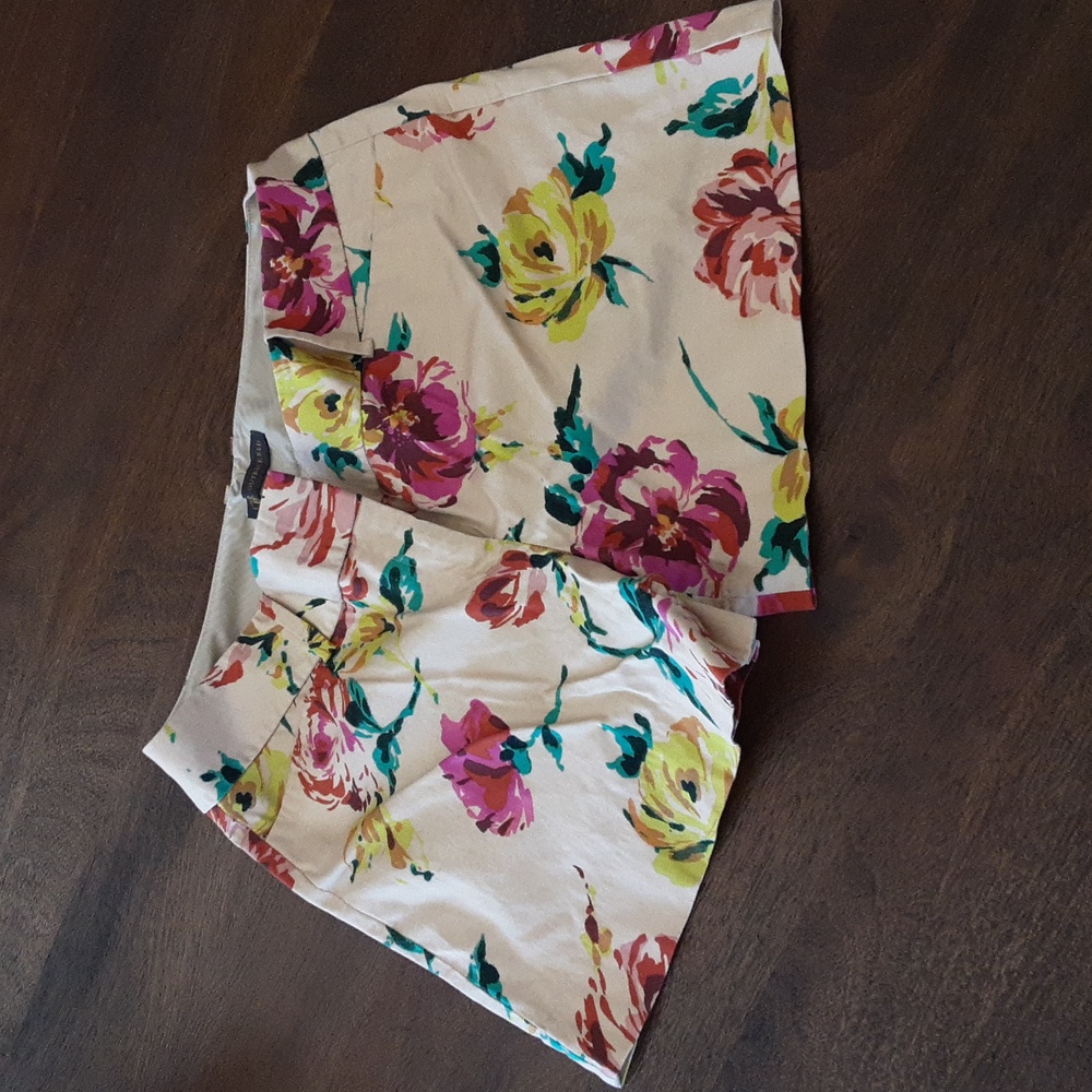 Outback Peach Multicolor Patterned Shorts - Picture 2 of 10